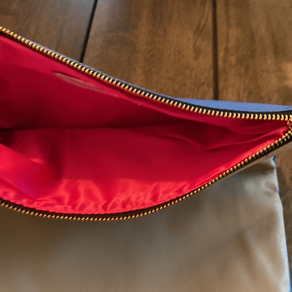 Lulu Dharma fold over clutch ~ color block blue and grayish tan - Picture 10 of 12